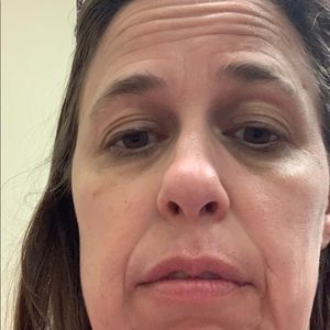 Meet your Posher, Carrie